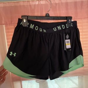 New Black UnderArmour Athletic Shorts